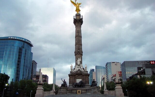 Monumento do Anjo da Independência no Paseo de la Reforma, Cidade do México
